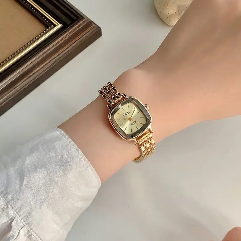 Women's Elegant Minimalist Watch - Golden-Tone Alloy Strap Quartz Wristwatch