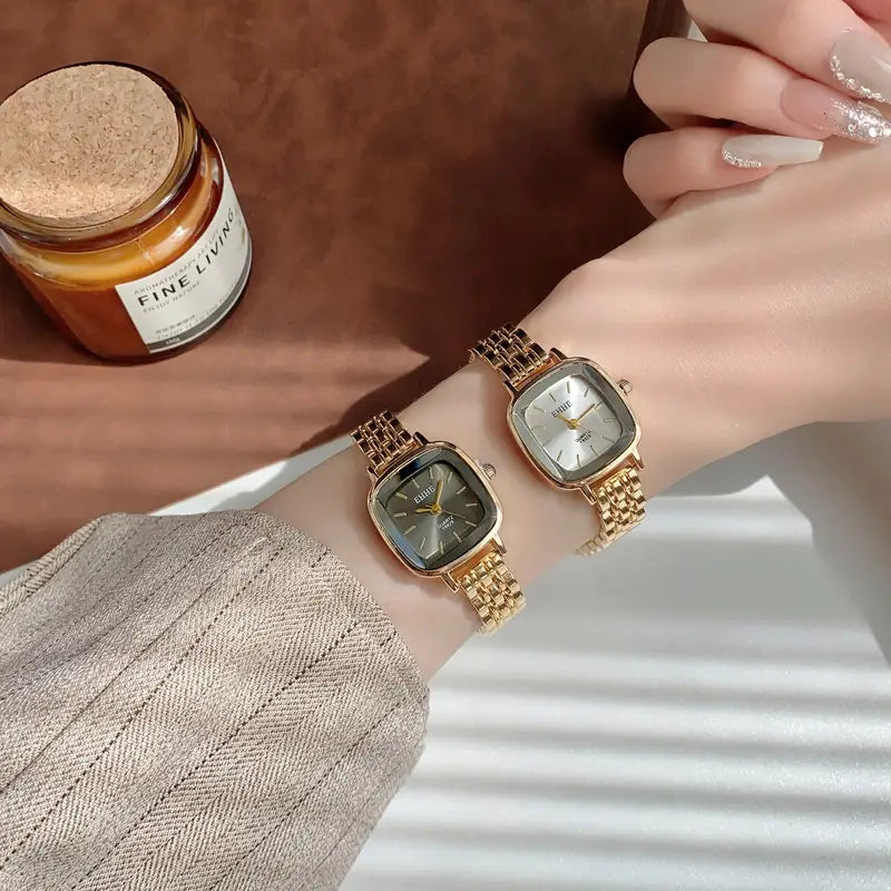 Women's Elegant Minimalist Watch - Golden-Tone Alloy Strap Quartz Wristwatch