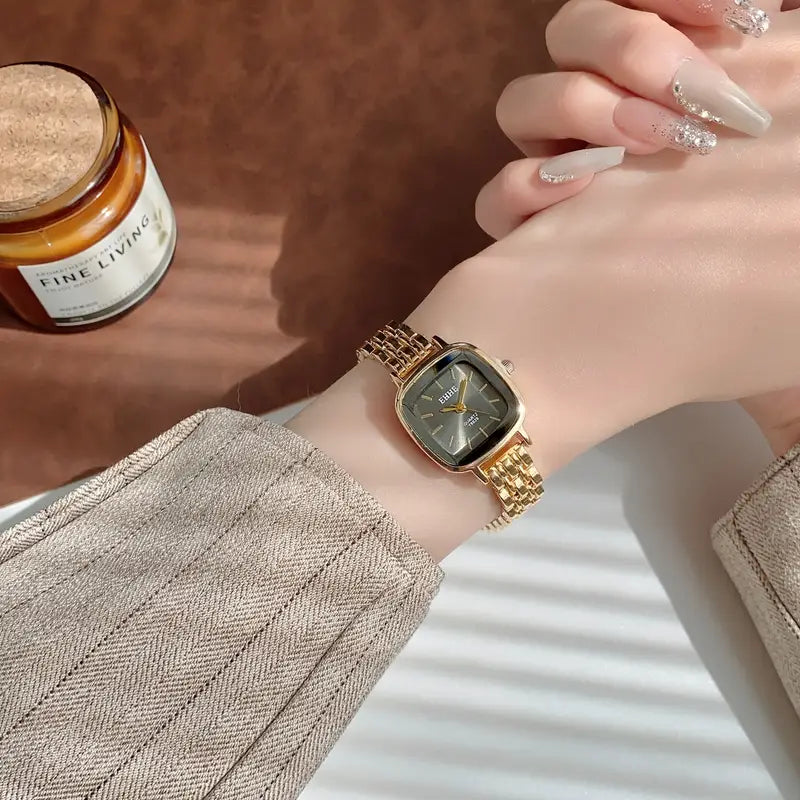 Women's Elegant Minimalist Watch - Golden-Tone Alloy Strap Quartz Wristwatch