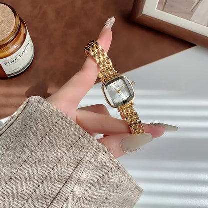 Women's Elegant Minimalist Watch - Golden-Tone Alloy Strap Quartz Wristwatch