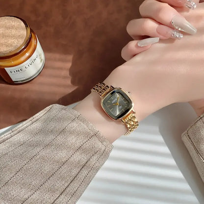 Women's Elegant Minimalist Watch - Golden-Tone Alloy Strap Quartz Wristwatch